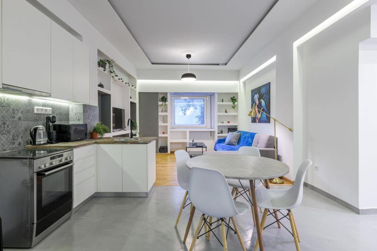 Hubstay - Kolonaki Central Luxury Suite In Athens - 5 Mins Walk To Syndagma, Ermou Екстериор снимка