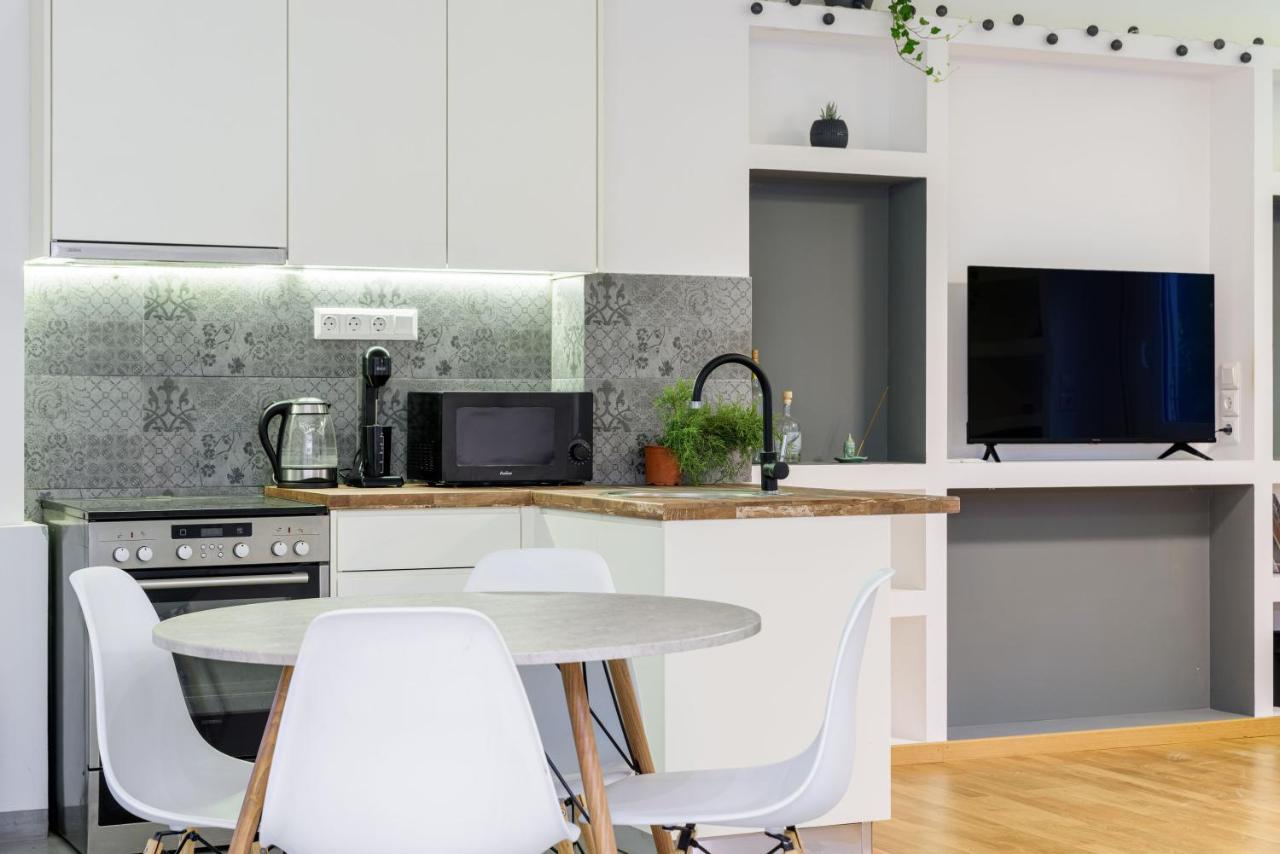 Hubstay - Kolonaki Central Luxury Suite In Athens - 5 Mins Walk To Syndagma, Ermou Екстериор снимка