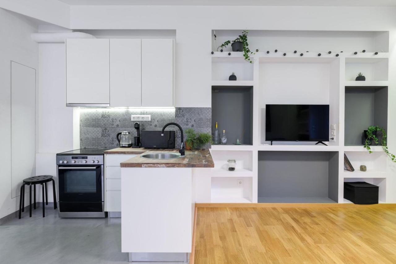 Hubstay - Kolonaki Central Luxury Suite In Athens - 5 Mins Walk To Syndagma, Ermou Екстериор снимка